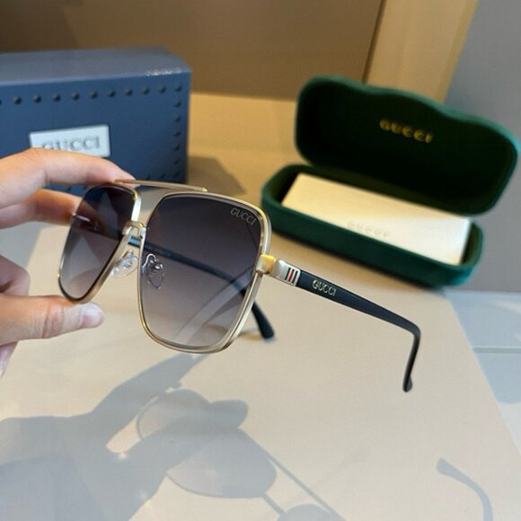 Gucci Women\'s Designer Sunglasses main image 7